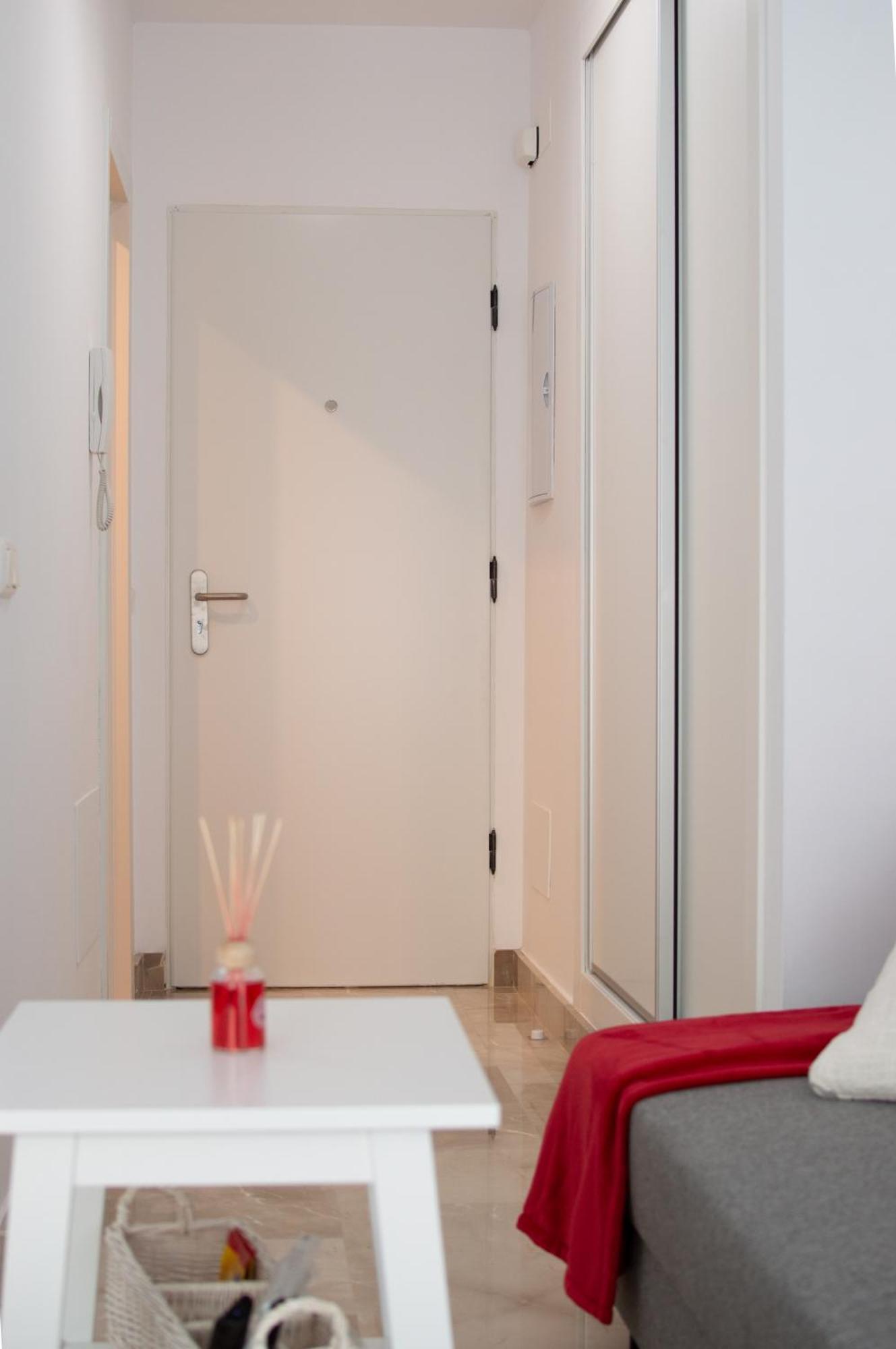 Apartamentos Oceanos Malaga Room photo
